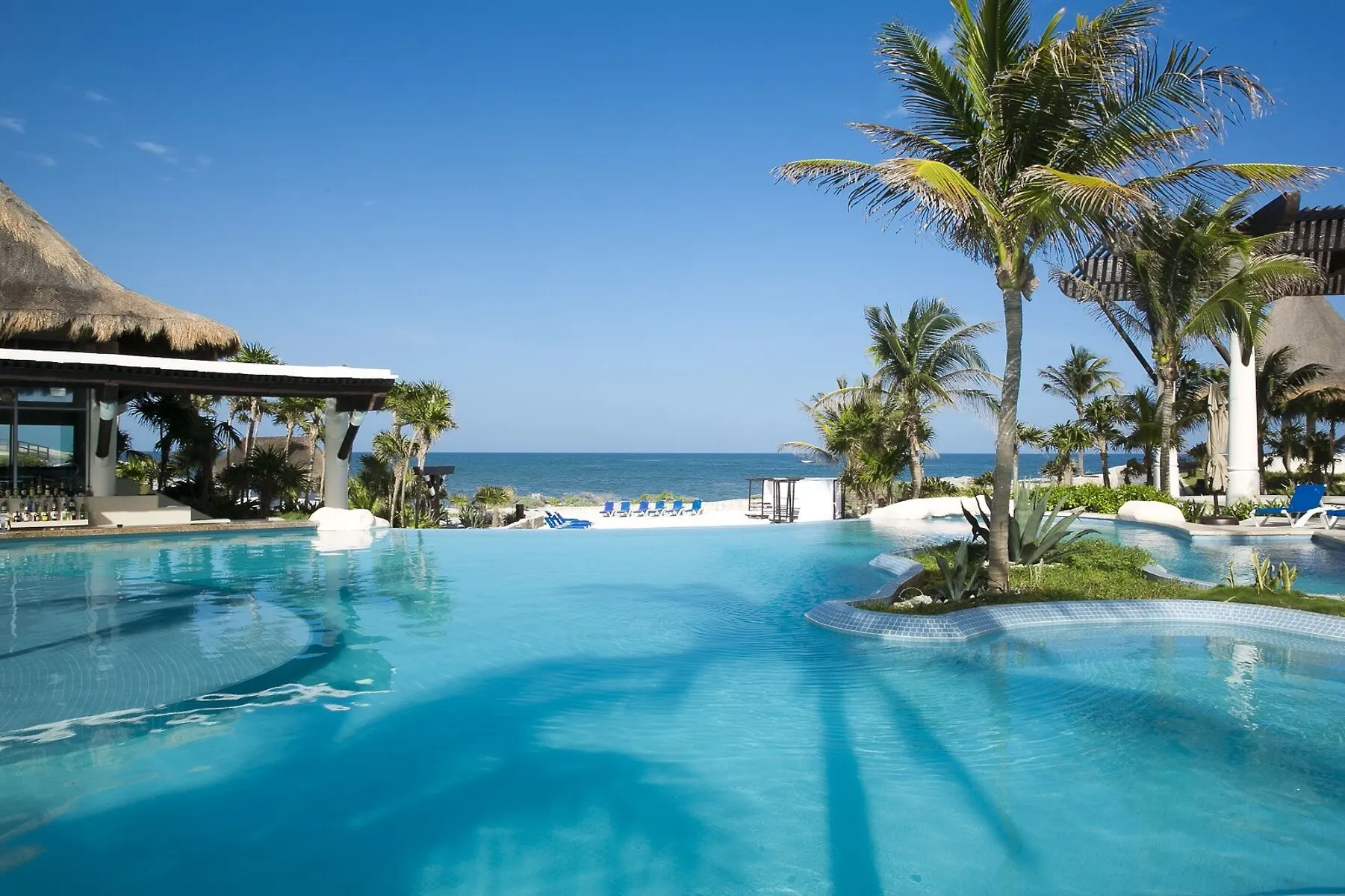 Kore Tulum Retreat & all-inclusive spa mexico pool area